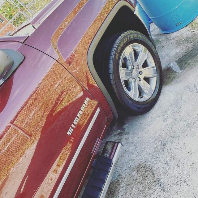 Truck side and wheel after a wash